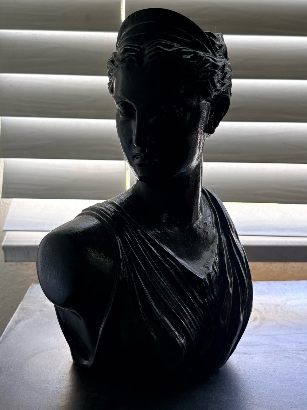 Classical Bust Black Vase